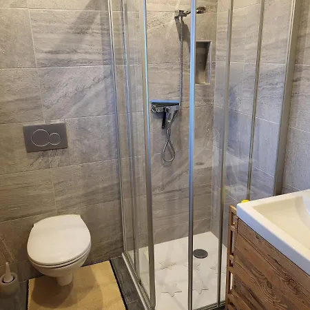 Charmant Loft Situe A 10 Minutes De Vercorin Rechy